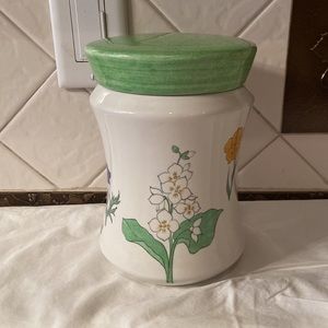 Rare floral canister Ernestine hand painted Salerno Italy